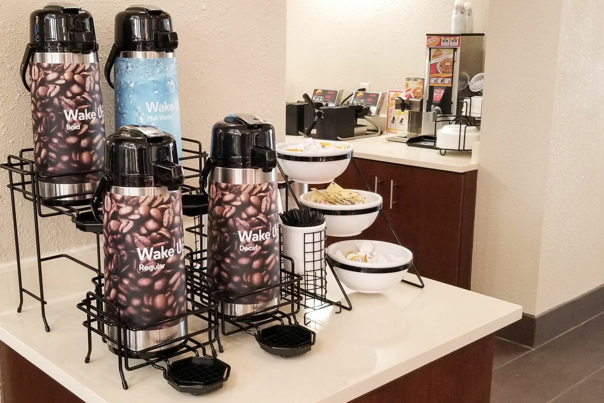 Comfort Inn & Suites Wichita Buitenkant foto